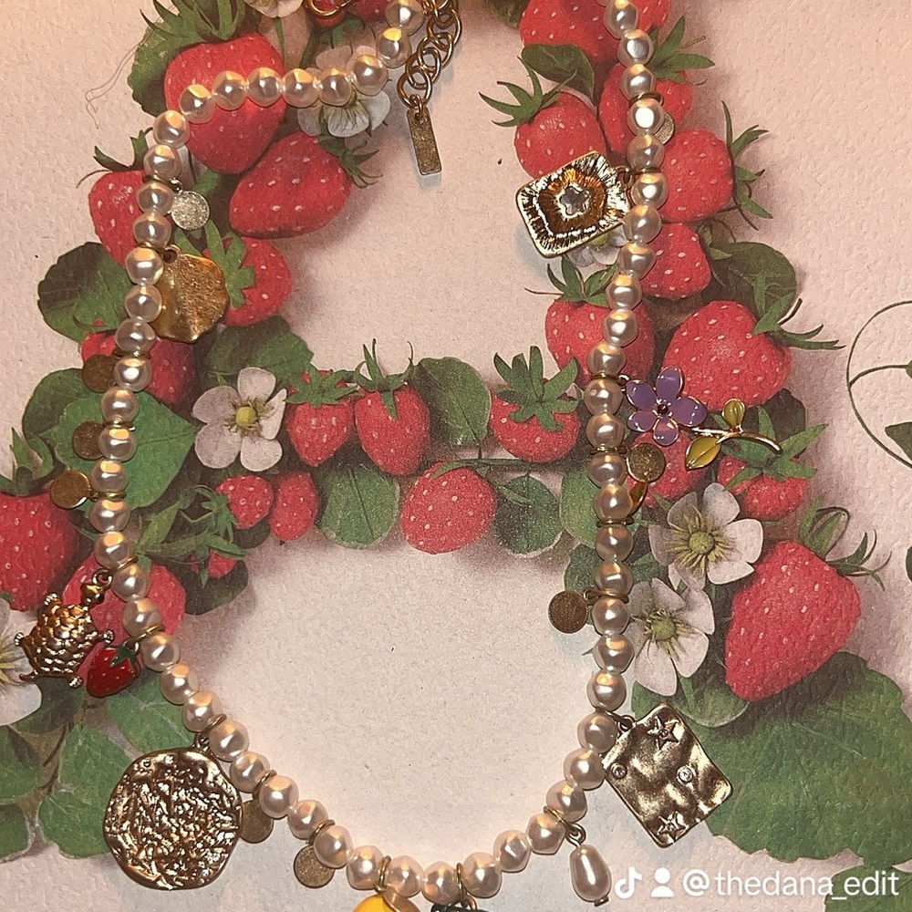 ZARA Fruit Charm Pearl Necklace OS Pearl Charm Necklace